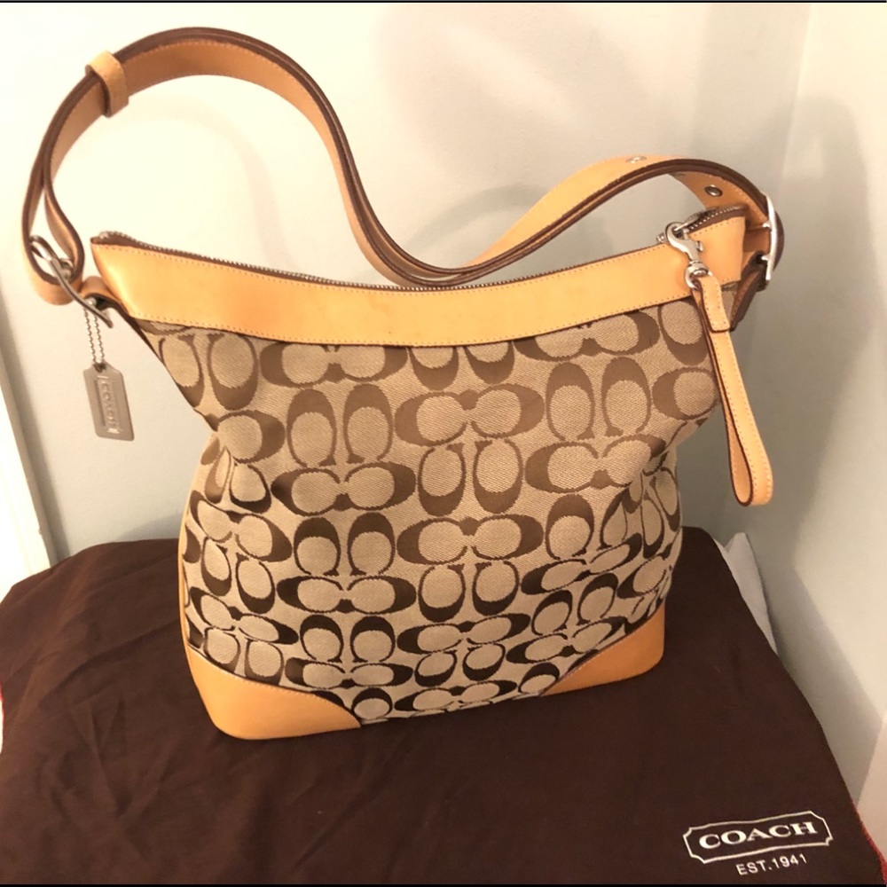 Coach Signature Shoulder Bag